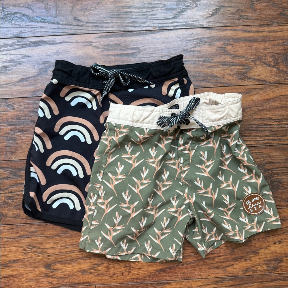 Of One Sea Kids Retro Board Shorts size 7/8